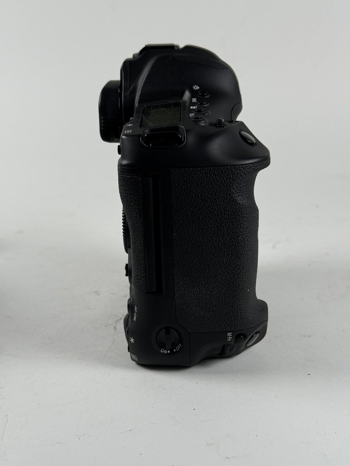 Canon EOS 1DX 1D X Mark III Digital SLR Camera Body shutter count 6K