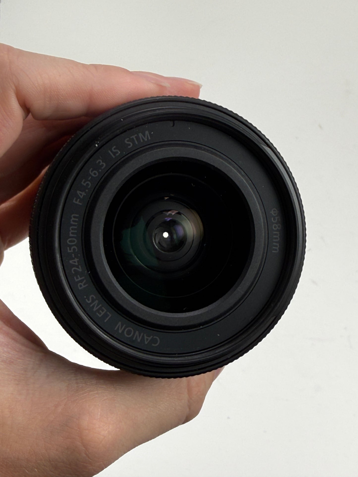 Canon RF 24-50mm f4.5-6.3 IS STM