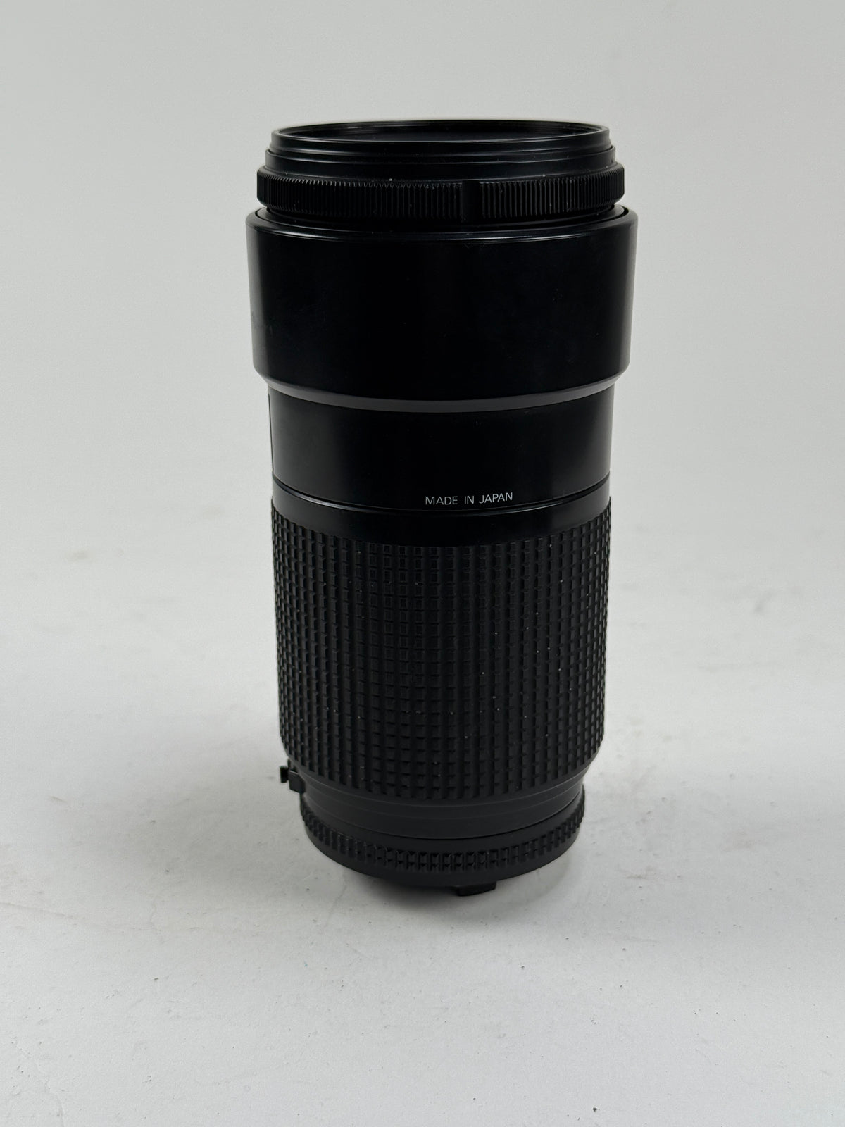 Nikon Nikkor AF 70-210mm f4 Lens