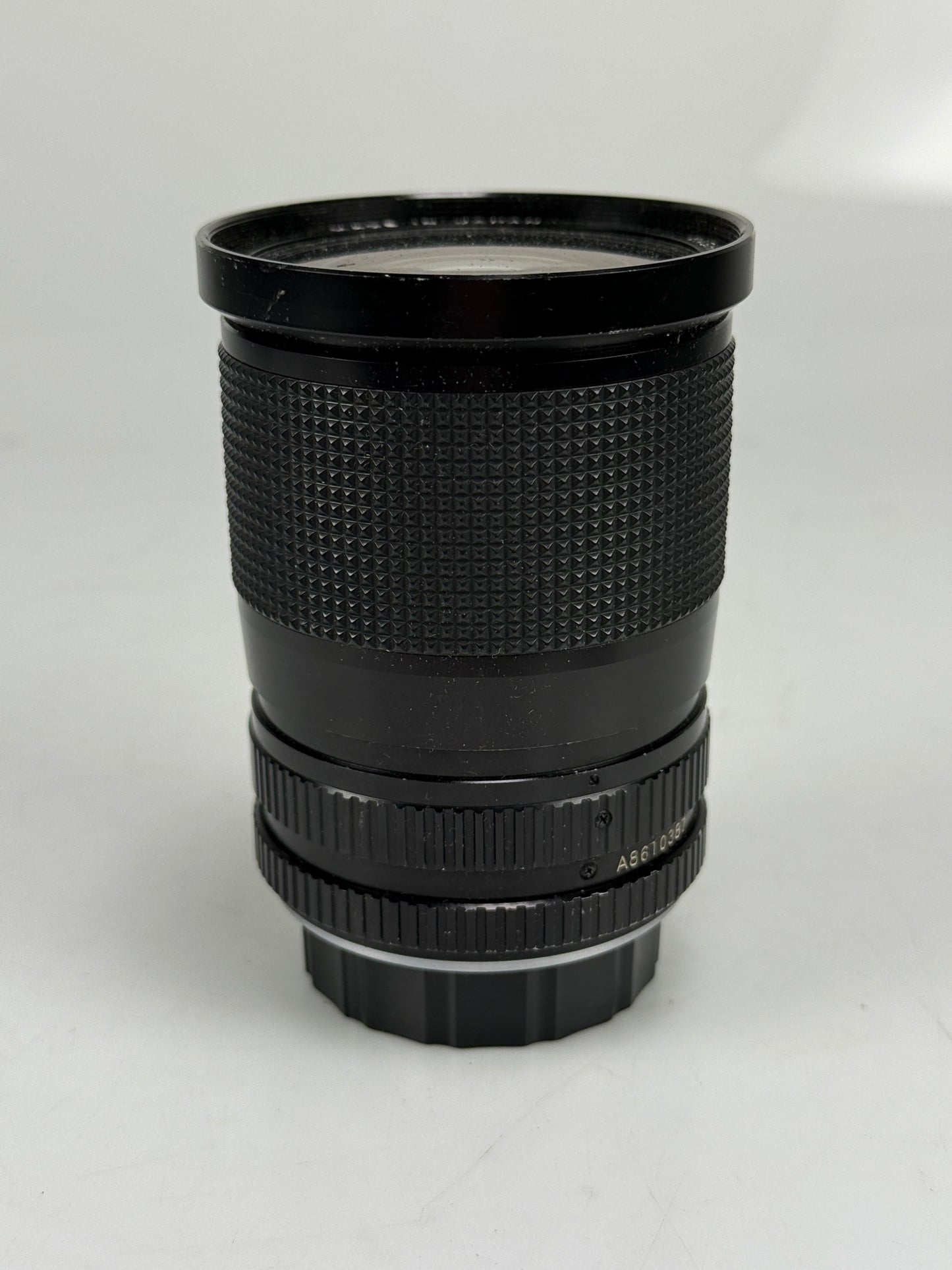 Yashica ML 28-50mm F3.5 Manual Focus Yashica/Contax Mount Zoom Lens