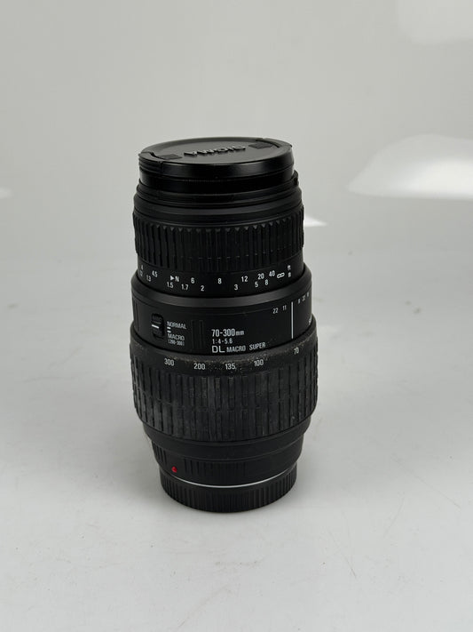 Sigma AF 70-300mm f4-5.6 DL Macro Super Minolta A mount Lens