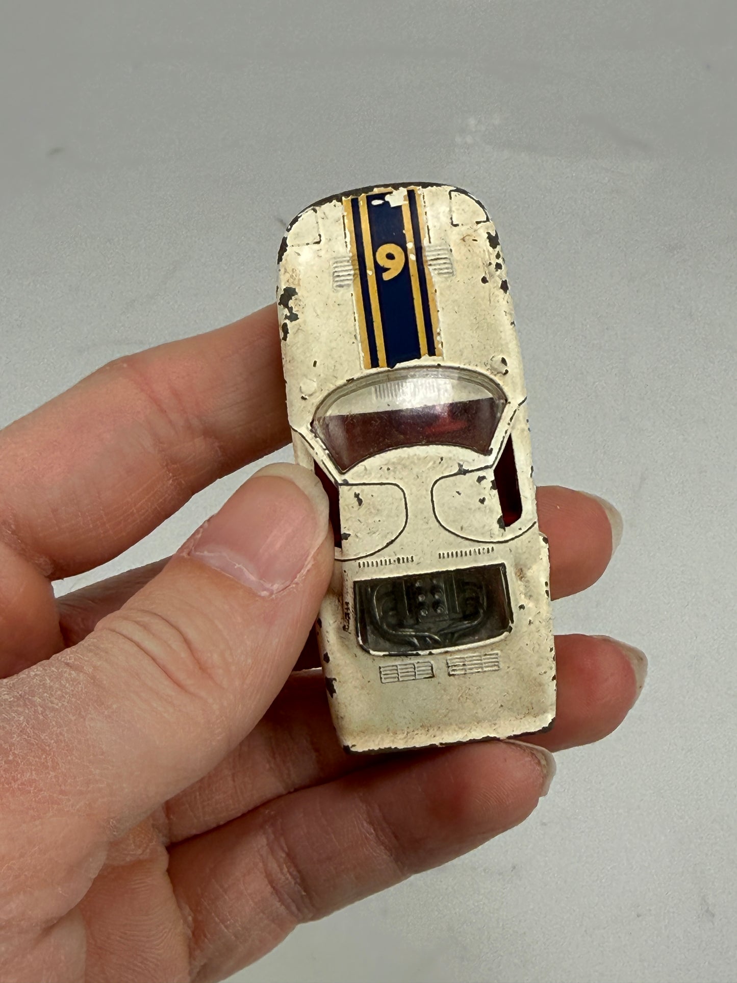 Vintage Matchbox Lesney No. 41 Ford GT car