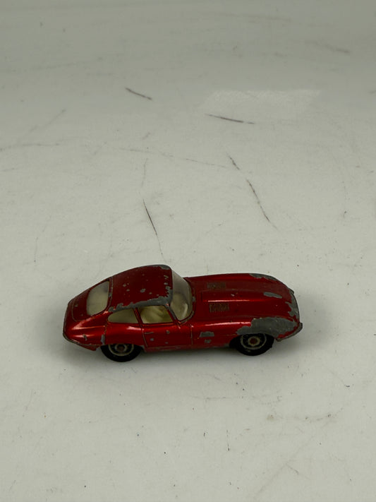 MATCHBOX LESNEY 32b Jaguar E Type 1962 original vintage diecast toy car Red