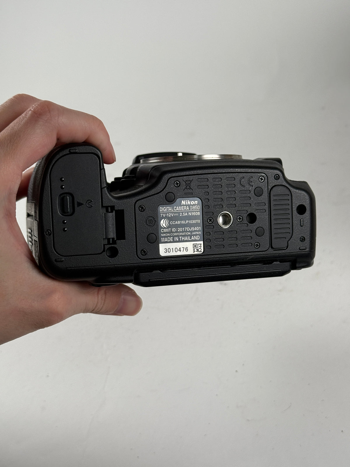 Nikon D850 Full Frame Digital camera body