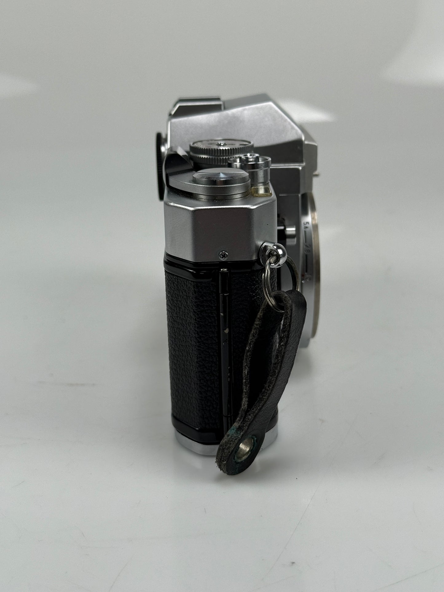Nikon Nikkormat Nikomat EL 35mm SLR Film Camera Body Chrome