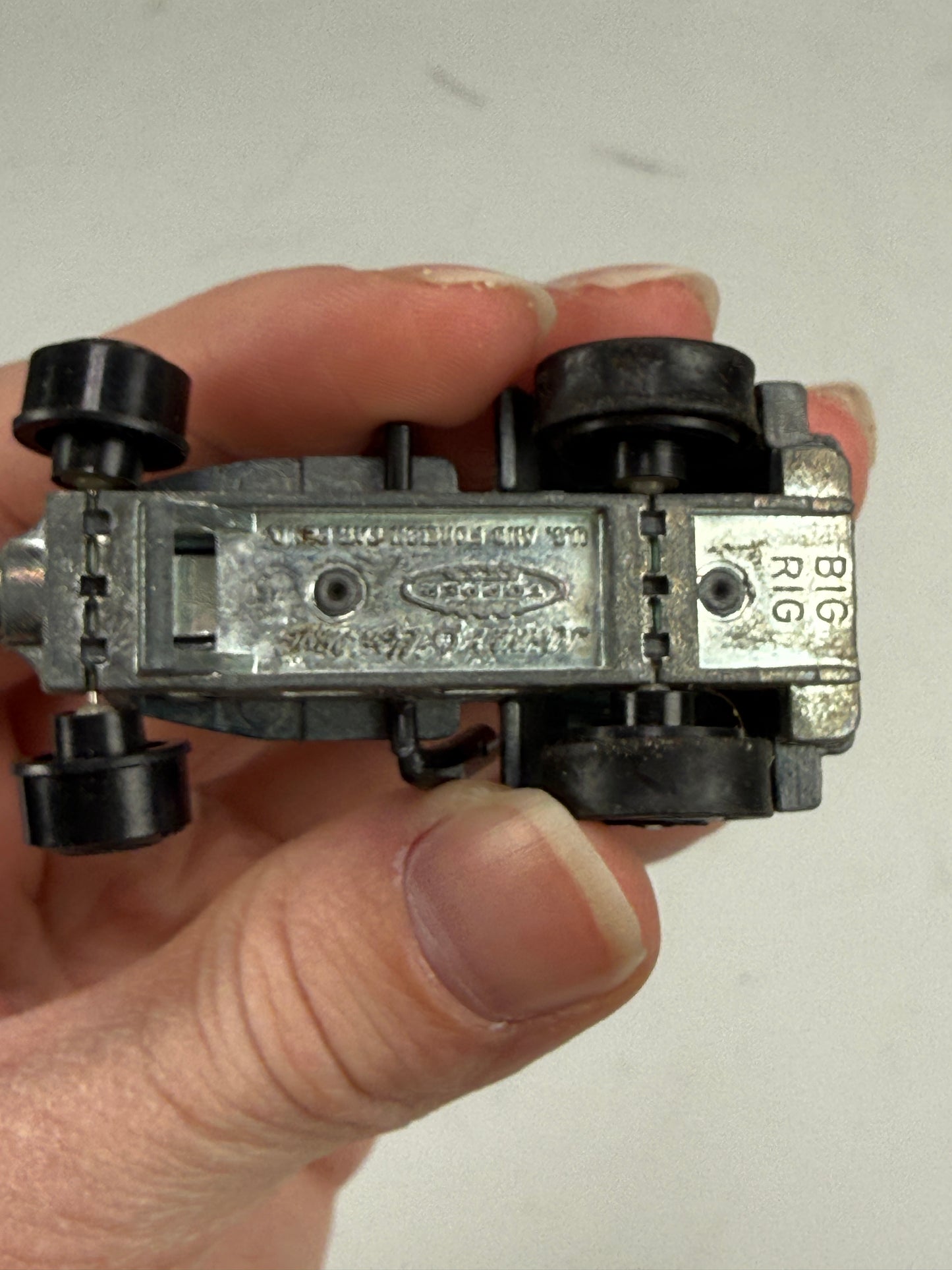 JOHNNY LIGHTNING TOPPER BIG RIG AQUA GREEN Toy Car