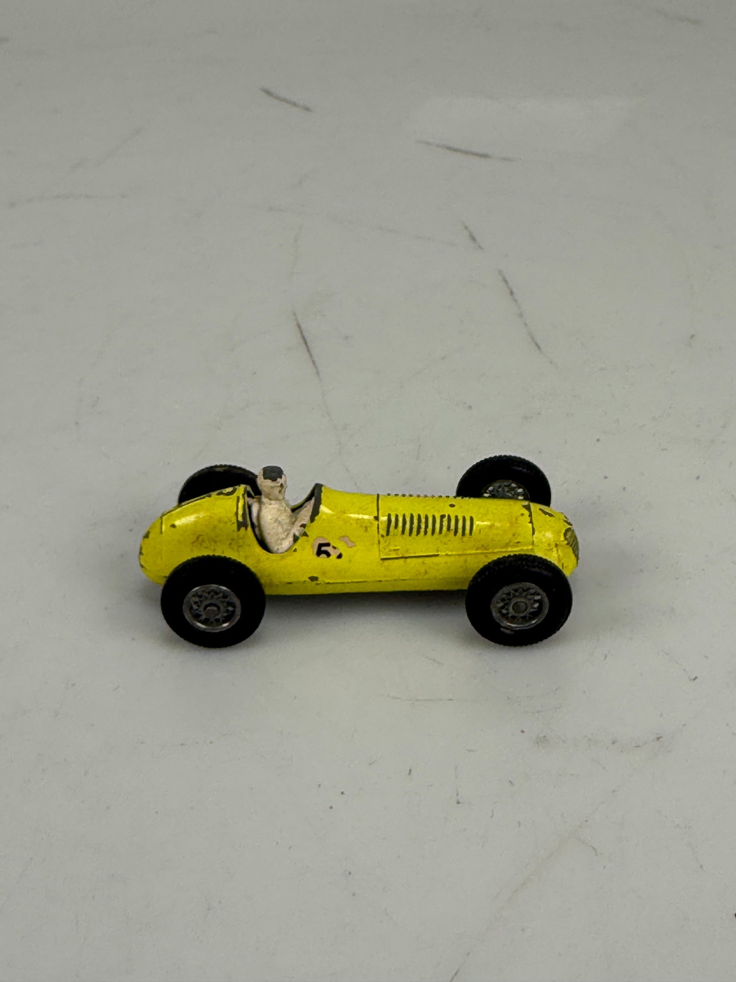 Vintage Matchbox Lesney #52 1948 Maserati 4CLT Yellow Racer