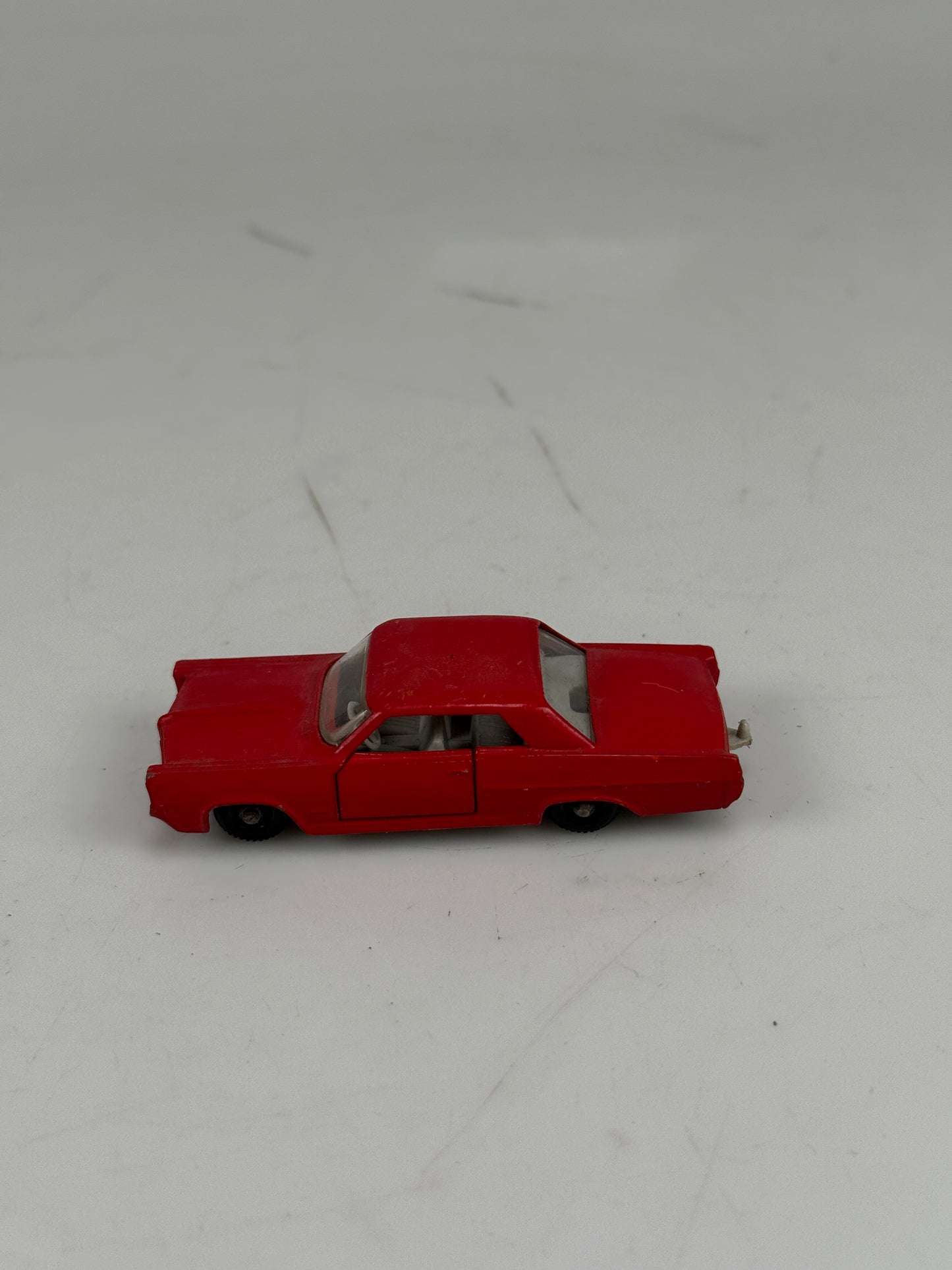 Lesney Matchbox No. 22 Red Pontiac GP Sports Coupe Vintage