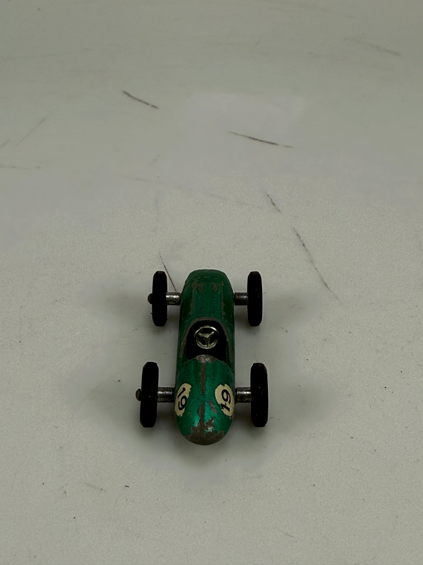 Vintage Lesney Matchbox #19 ASTON MARTIN DBR5 Race Car - NO DRIVER