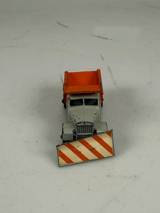 Vintage Lesney Matchbox Series No 16 Orange/Gray Scammell Snow Plow Truck