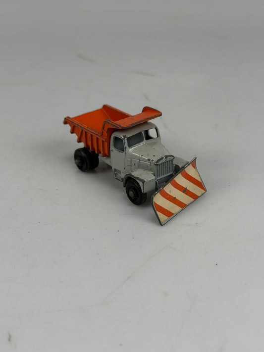 Vintage Lesney Matchbox Series No 16 Orange/Gray Scammell Snow Plow Truck