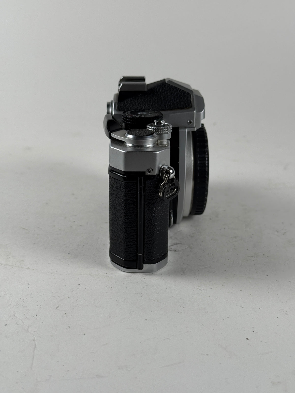 Nikon FM 35mm SLR Film Camera Chrome Body