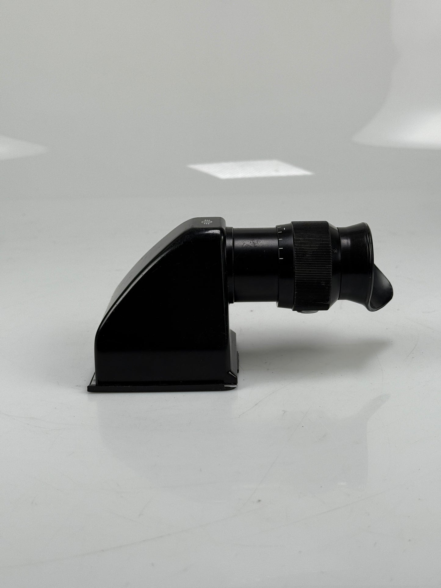 Hasselblad HC-4 Prism View Finder For 500 501 V System