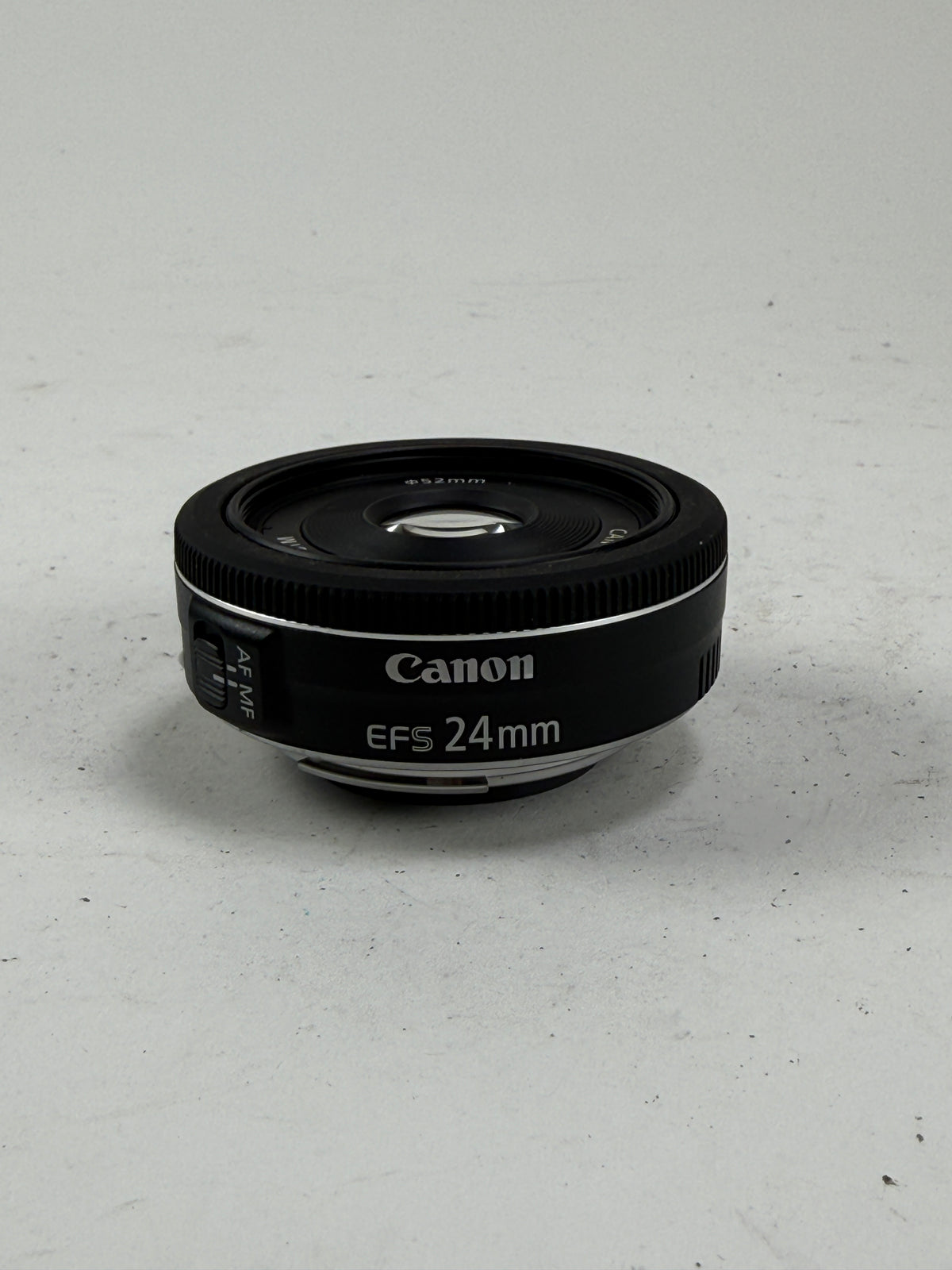 Canon EF-S 24mm f2.8 STM Lens