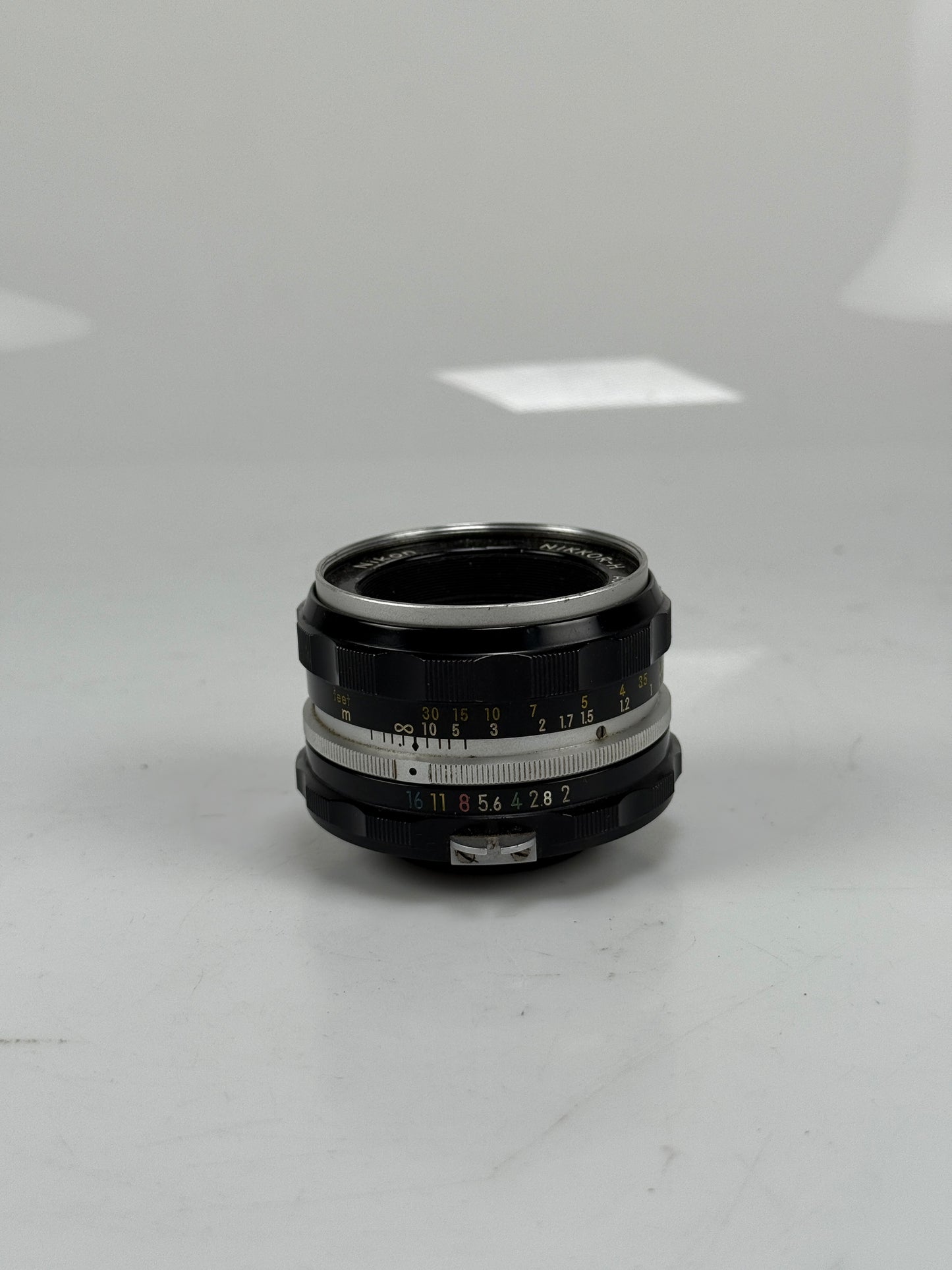 Nikon Nippon Kogaku Nikkor-H Auto 5cm 50mm f2 lens