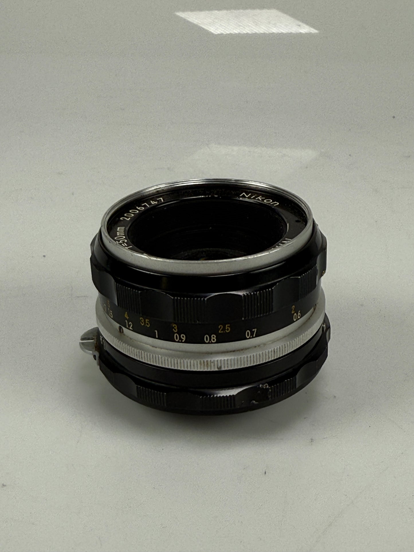 Nikon Nippon Kogaku Nikkor-H Auto 5cm 50mm f2 lens