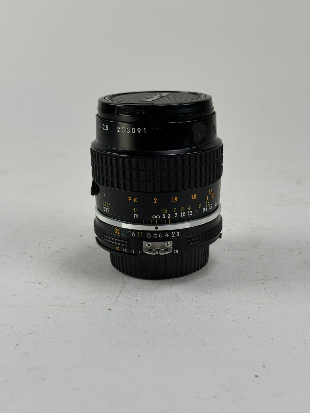 Nikon Nikkor AIS 55mm f2.8 Micro Lens
