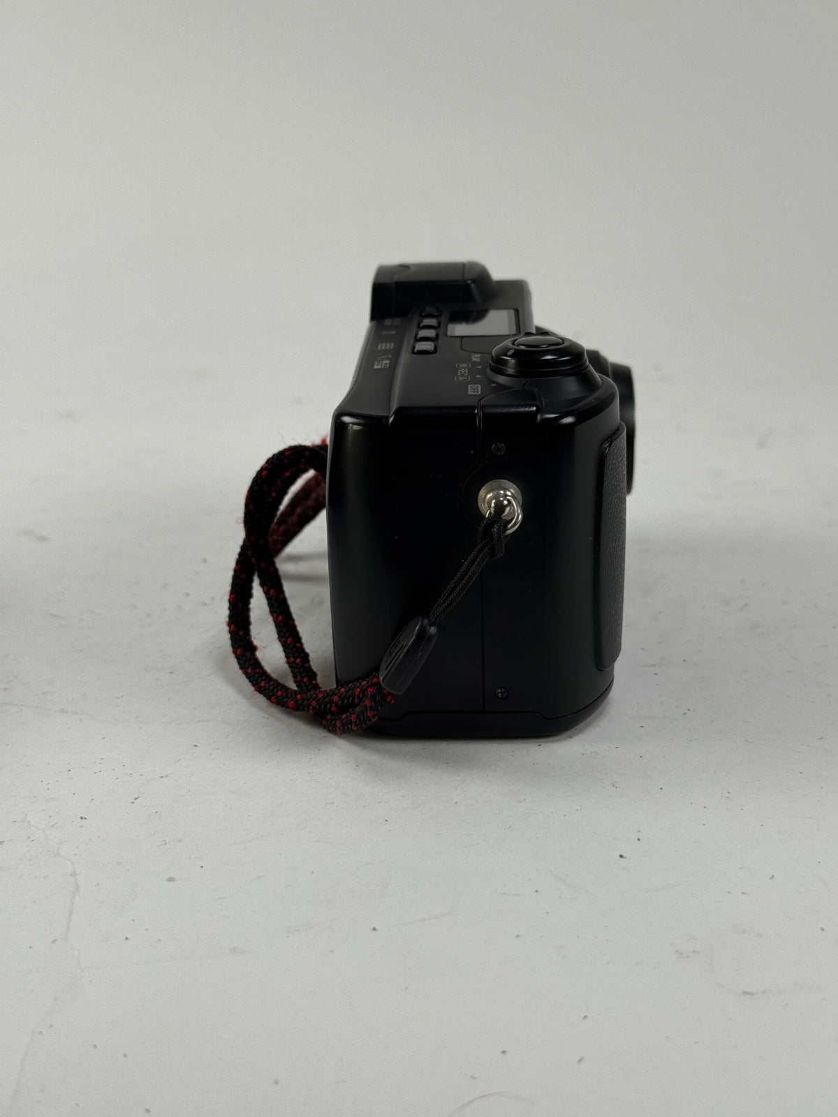 Nikon COOLPIX 800 2.1MP Zoom Digital Camera Black