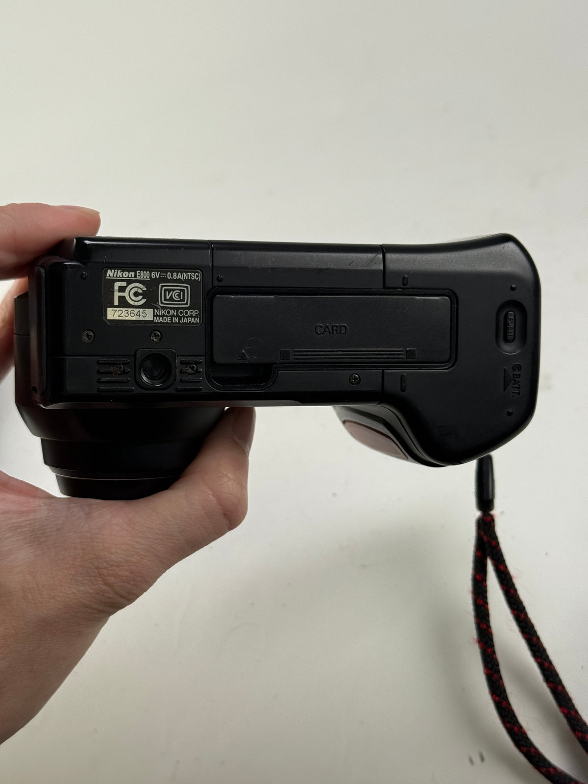 Nikon COOLPIX 800 2.1MP Zoom Digital Camera Black