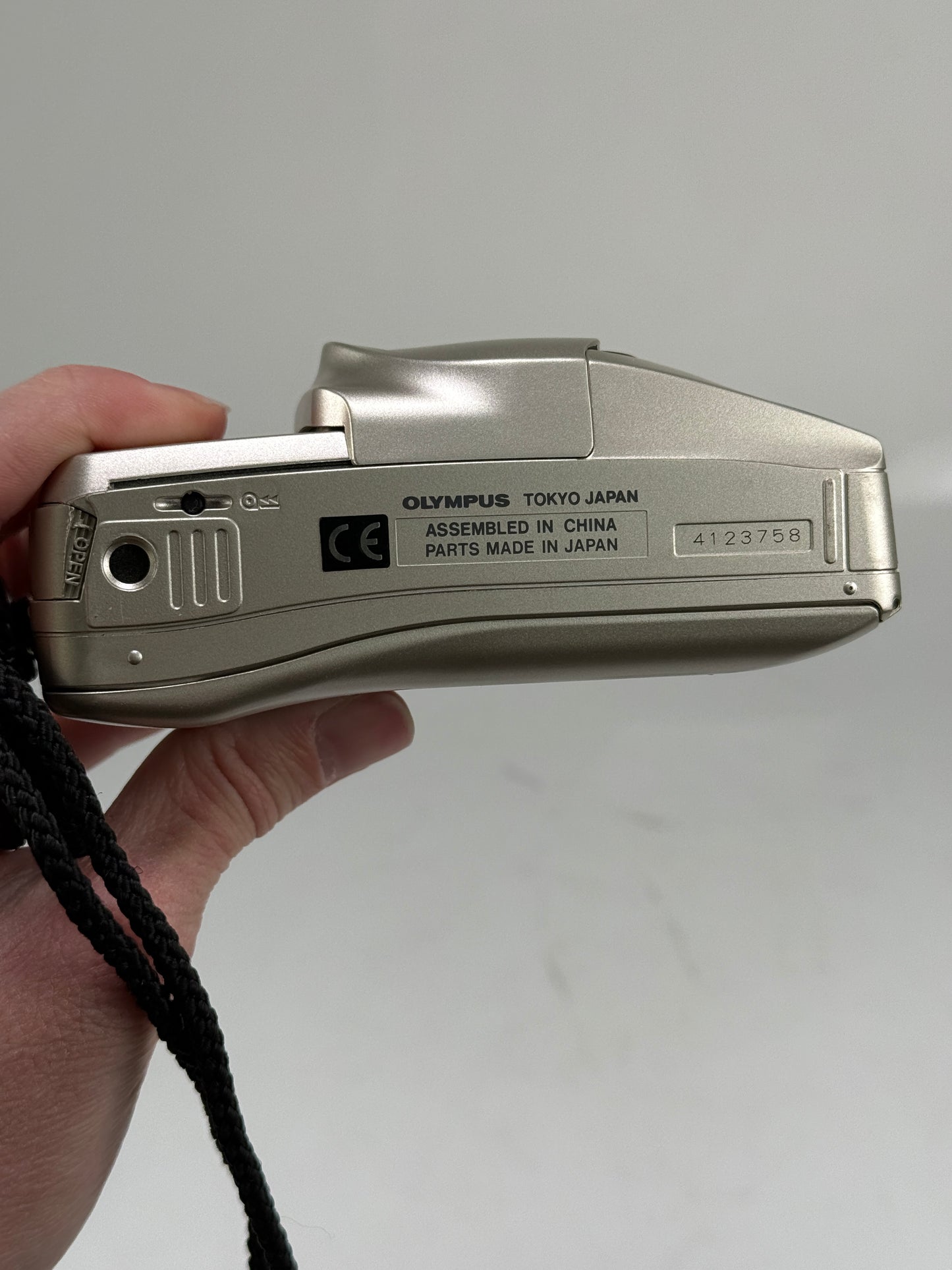 Olympus Mju Zoom 115 AF 35mm Point & Shoot Film Camera