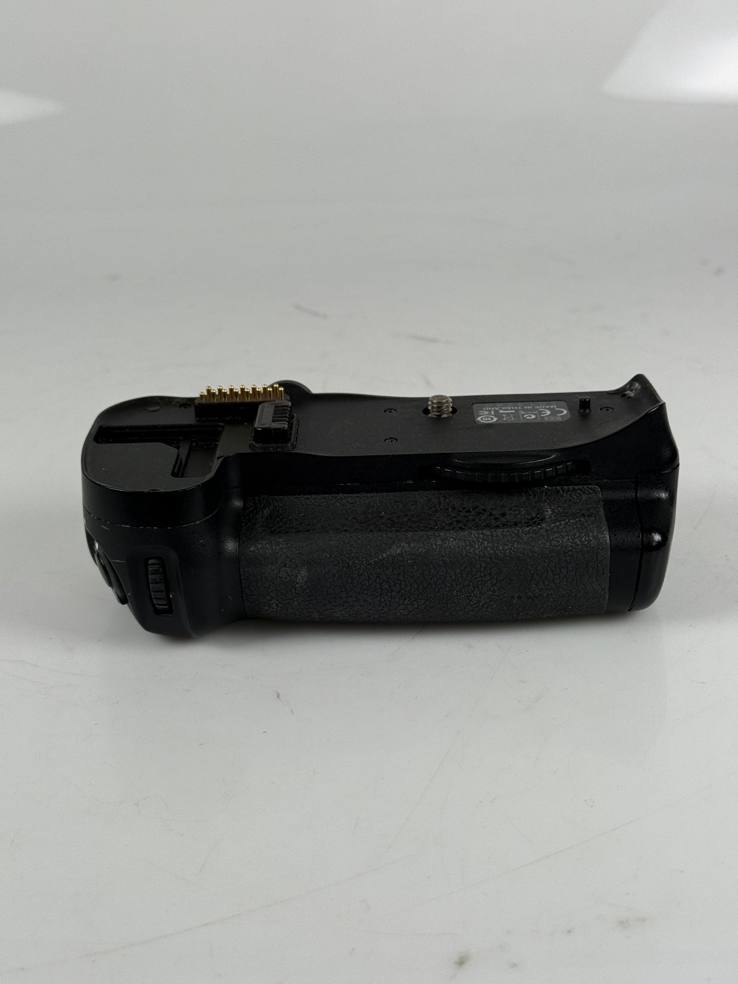 Nikon MB-D10 Multi Power Battery Grip for D300, D300s, D700