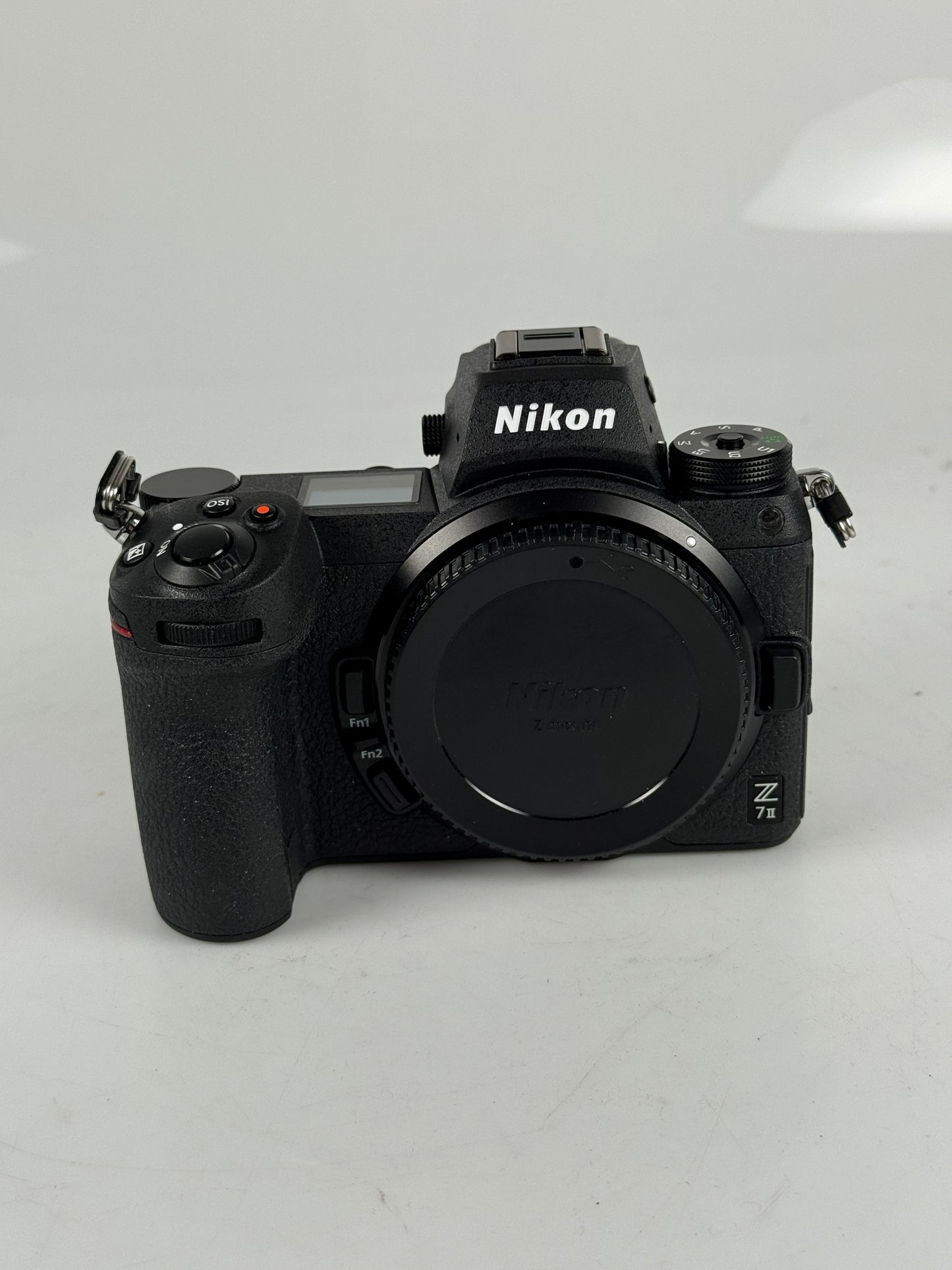 Nikon Z7 mirrorless digital camera body 45.7MP (350 Shots)