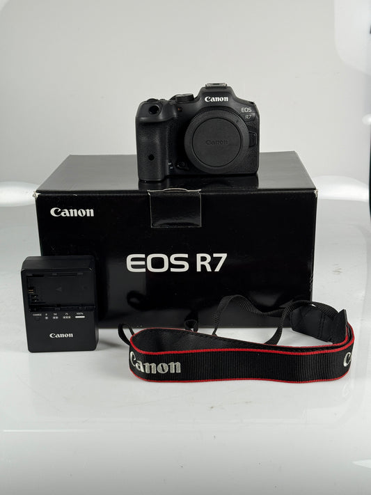 Canon EOS R7 32.5MP Mirrorless Camera Body