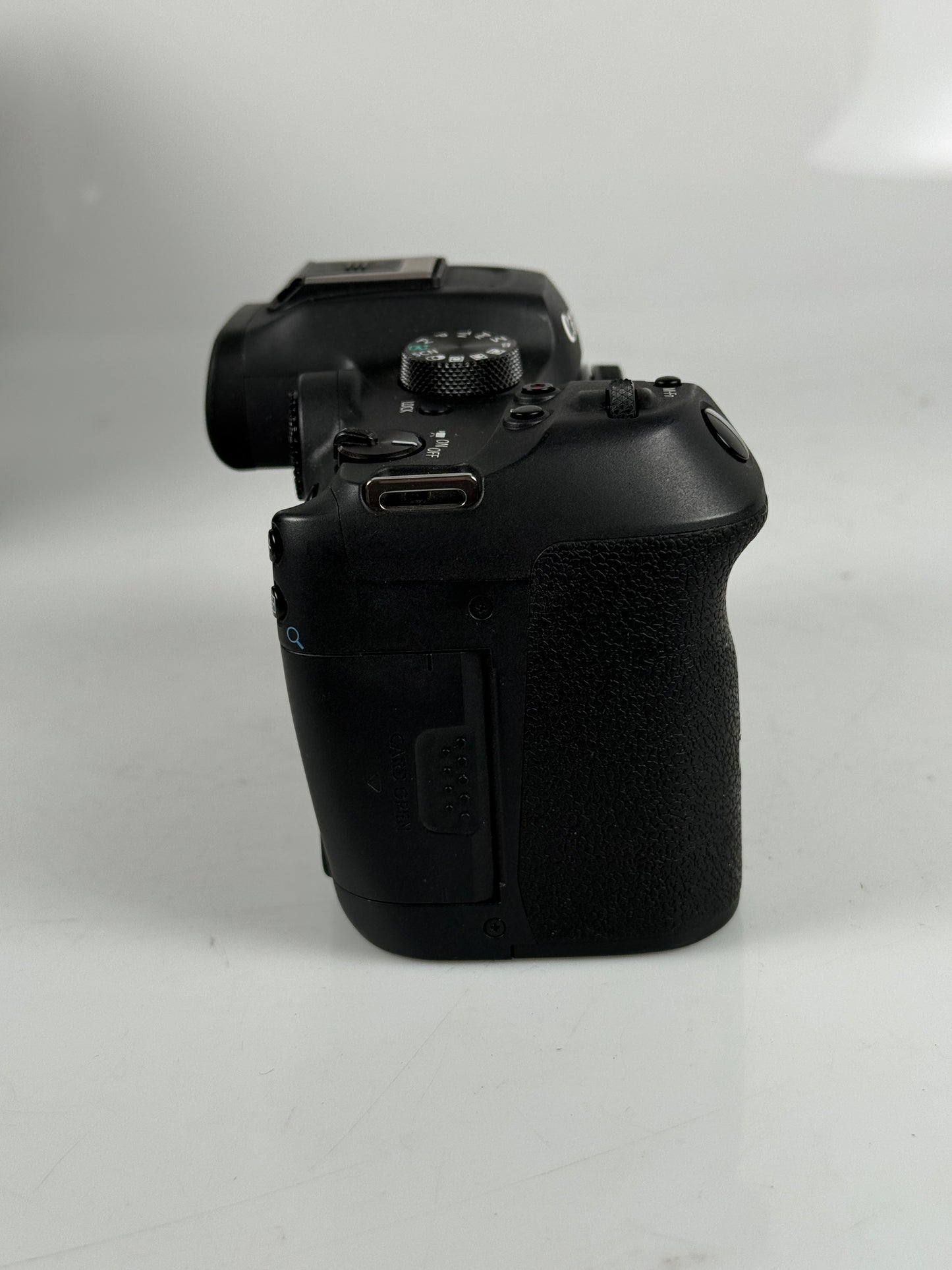 Canon EOS R7 32.5MP Mirrorless Camera Body