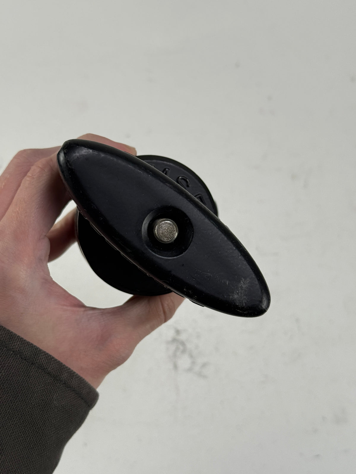 Matthews Hollywood 2-1/2” Grip Head (for c-stand)