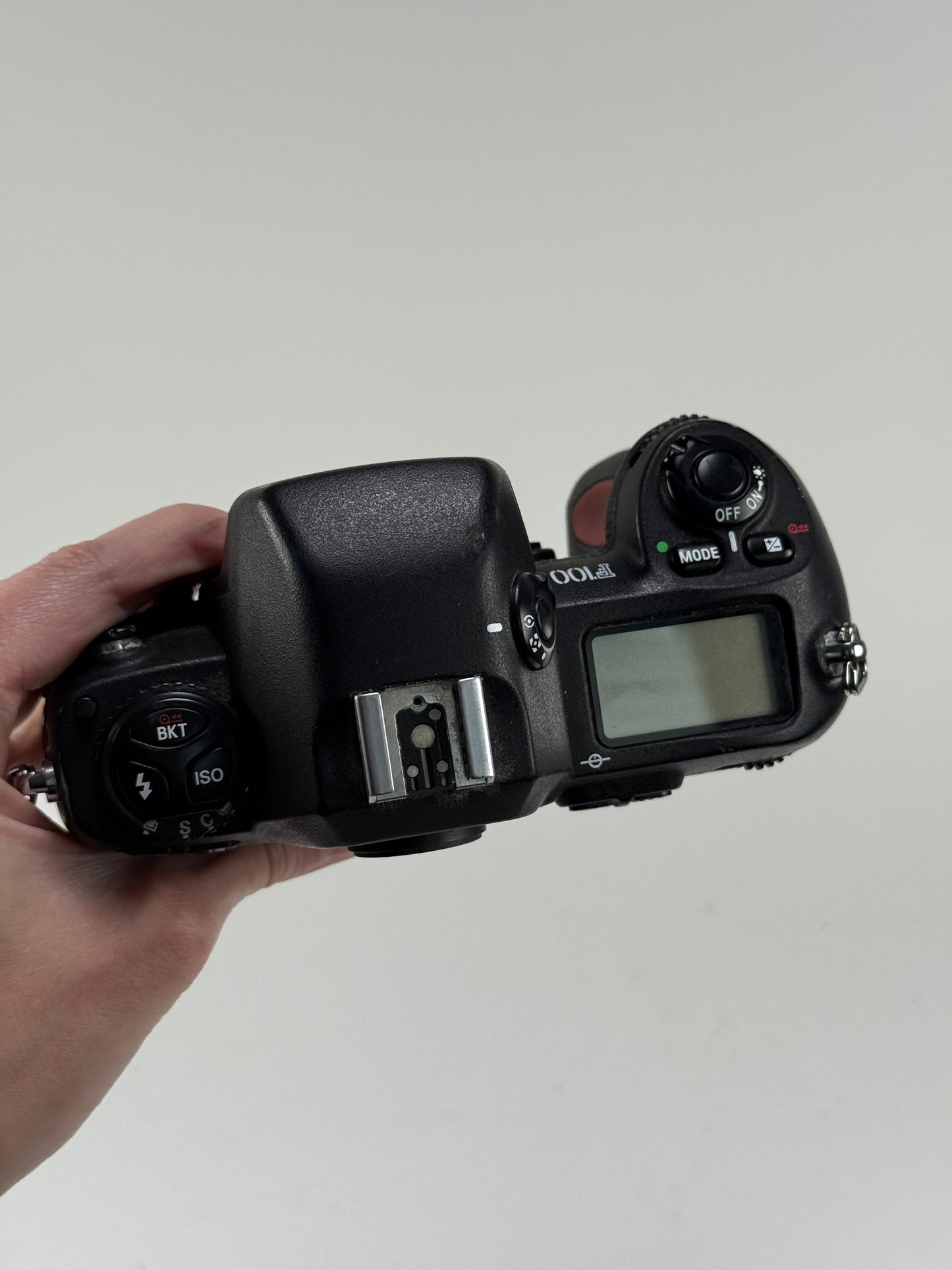 Nikon F100 35mm Camera Body Only