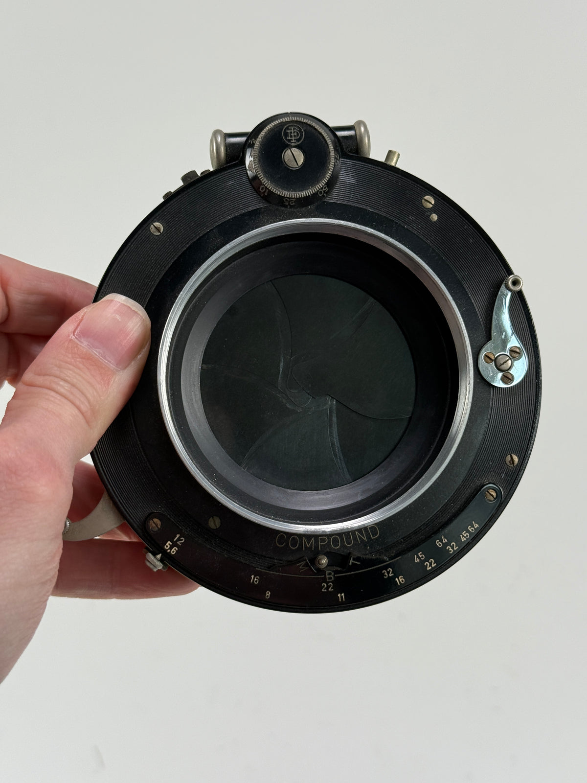 Compound Large format lens shutter 67mm
