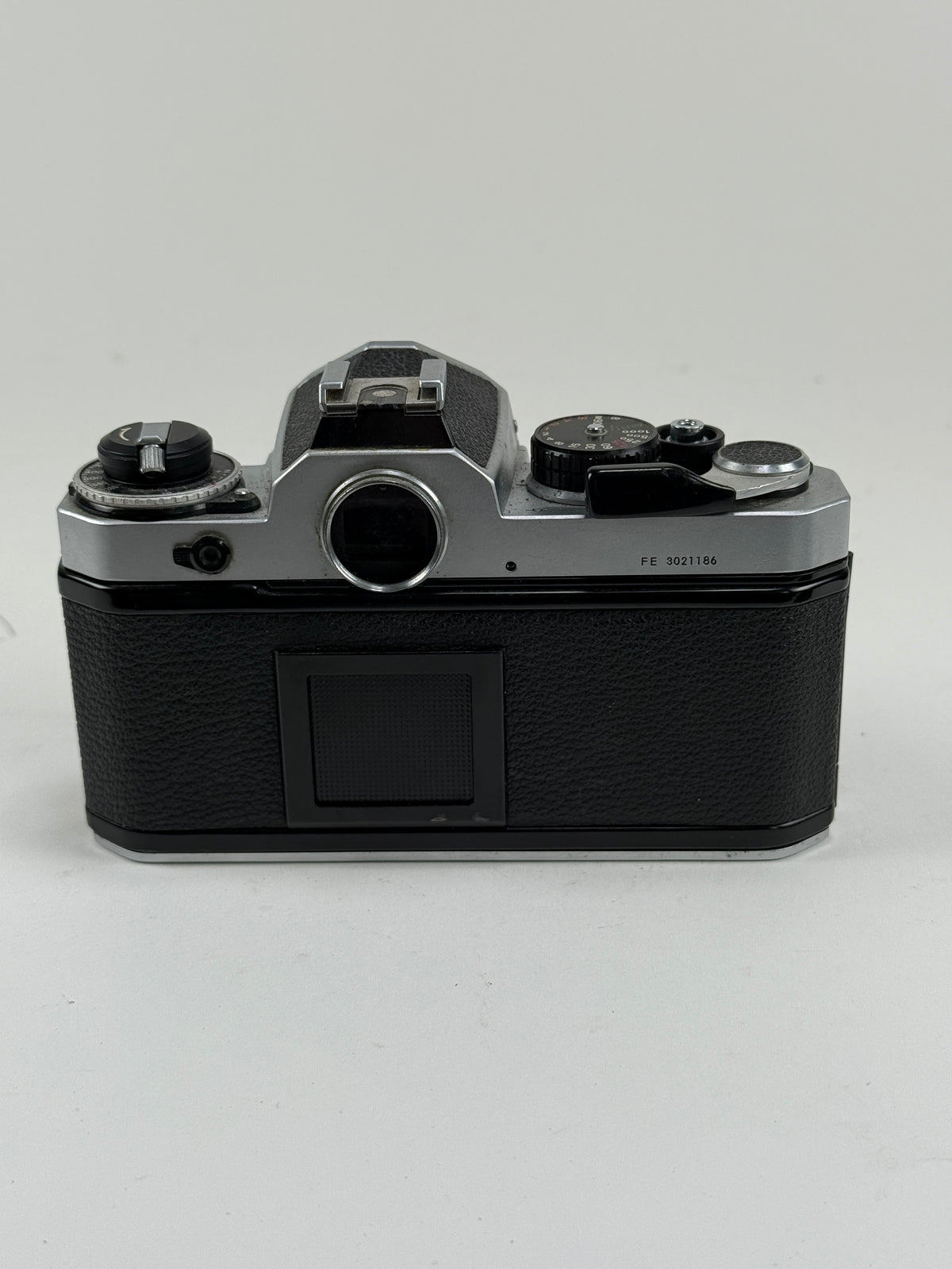 Nikon FE silver chrome 35mm SLR Film Camera Body