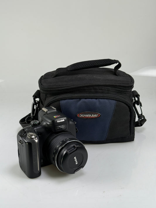 Kodak EasyShare P880 8MP Compact Digital Camera