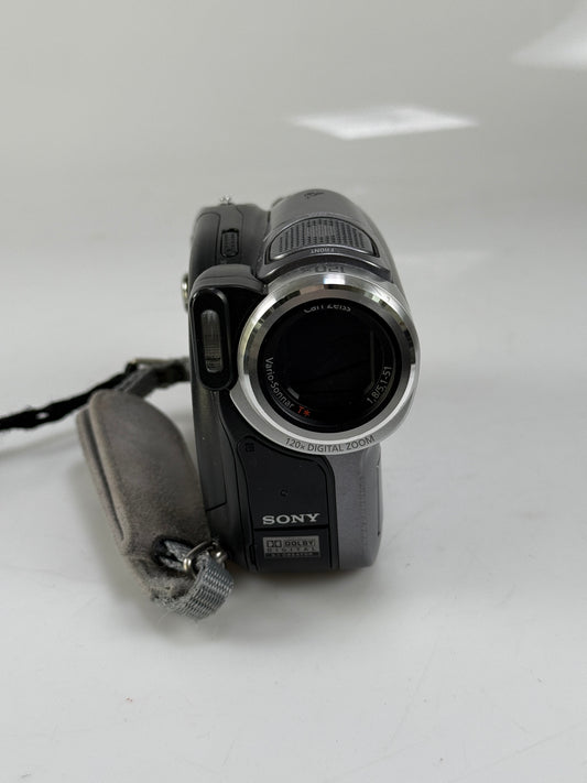 Sony Handycam DCR-DVD403 Silver 3MP DVD Video Camcorder
