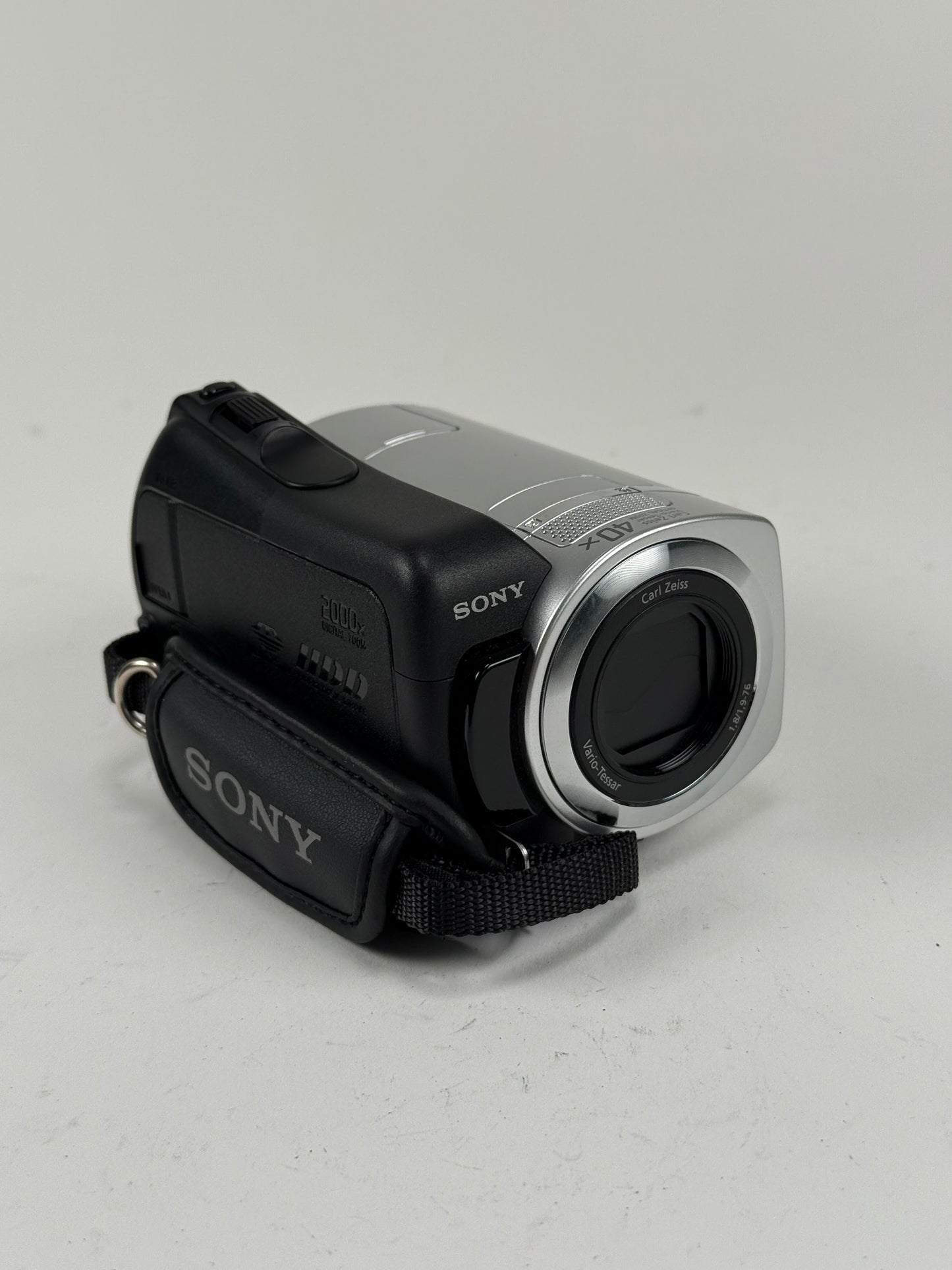 Sony Handycam DCR-SR45 Handheld Camcorder 30GB