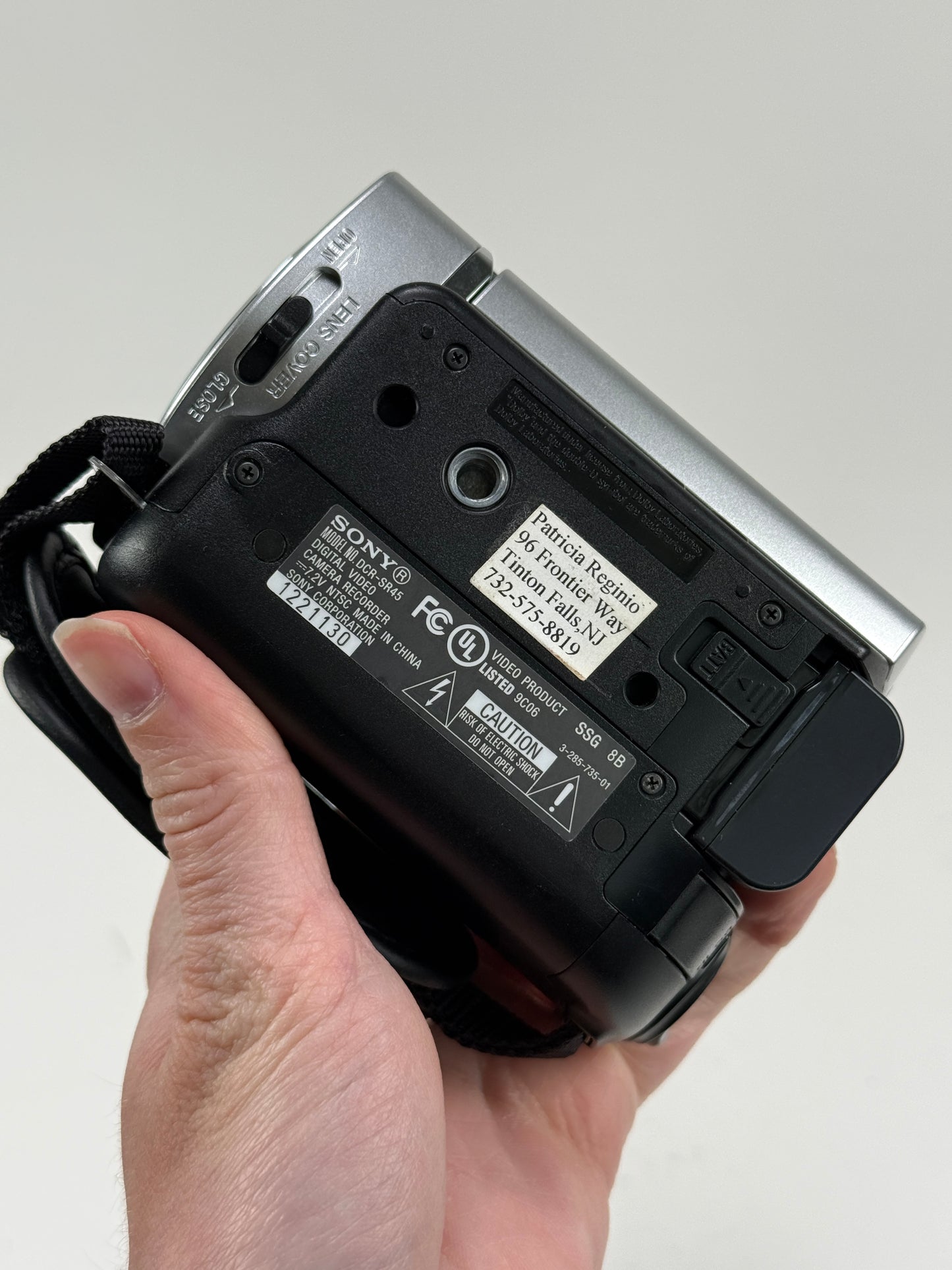 Sony Handycam DCR-SR45 Handheld Camcorder 30GB