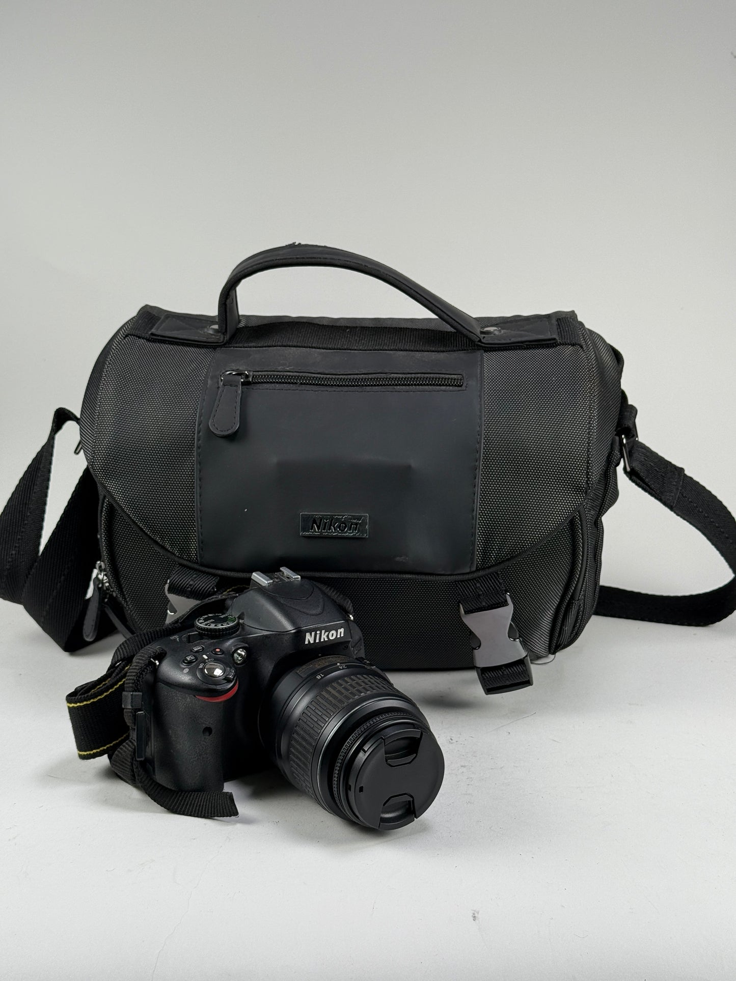 Nikon D5100 16.2MP DSLR Camera (Kit w/ AF VR DX 18-55mm Lens)