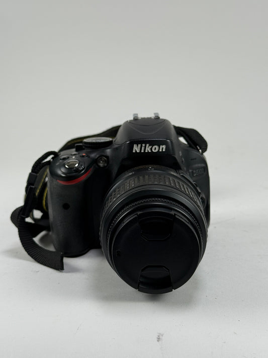Nikon D5100 16.2MP DSLR Camera (Kit w/ AF VR DX 18-55mm Lens)