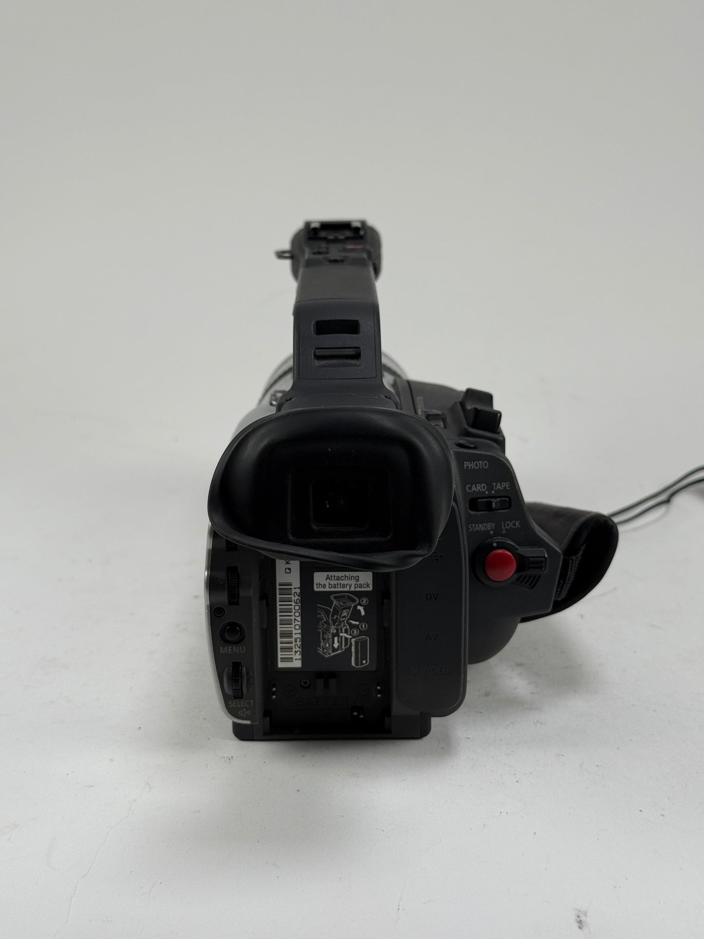 Canon DM-GL2 Silver 2.5″ LCD Lightweight MiniDV 3CCD Digital Video Camcorder