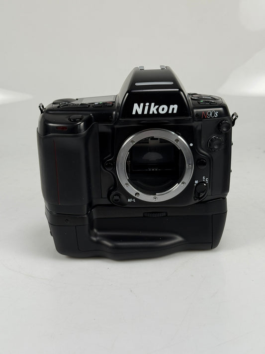 Nikon N90s AF SLR Film Camera Body w MB-10 Grip