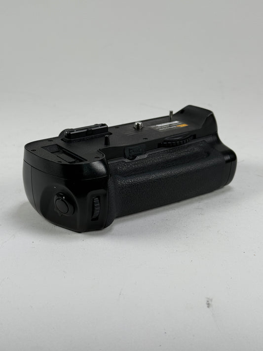 Pixel Nikon MB-D12 Battery Grip for D800/D800E/D810/D810A (Copy)