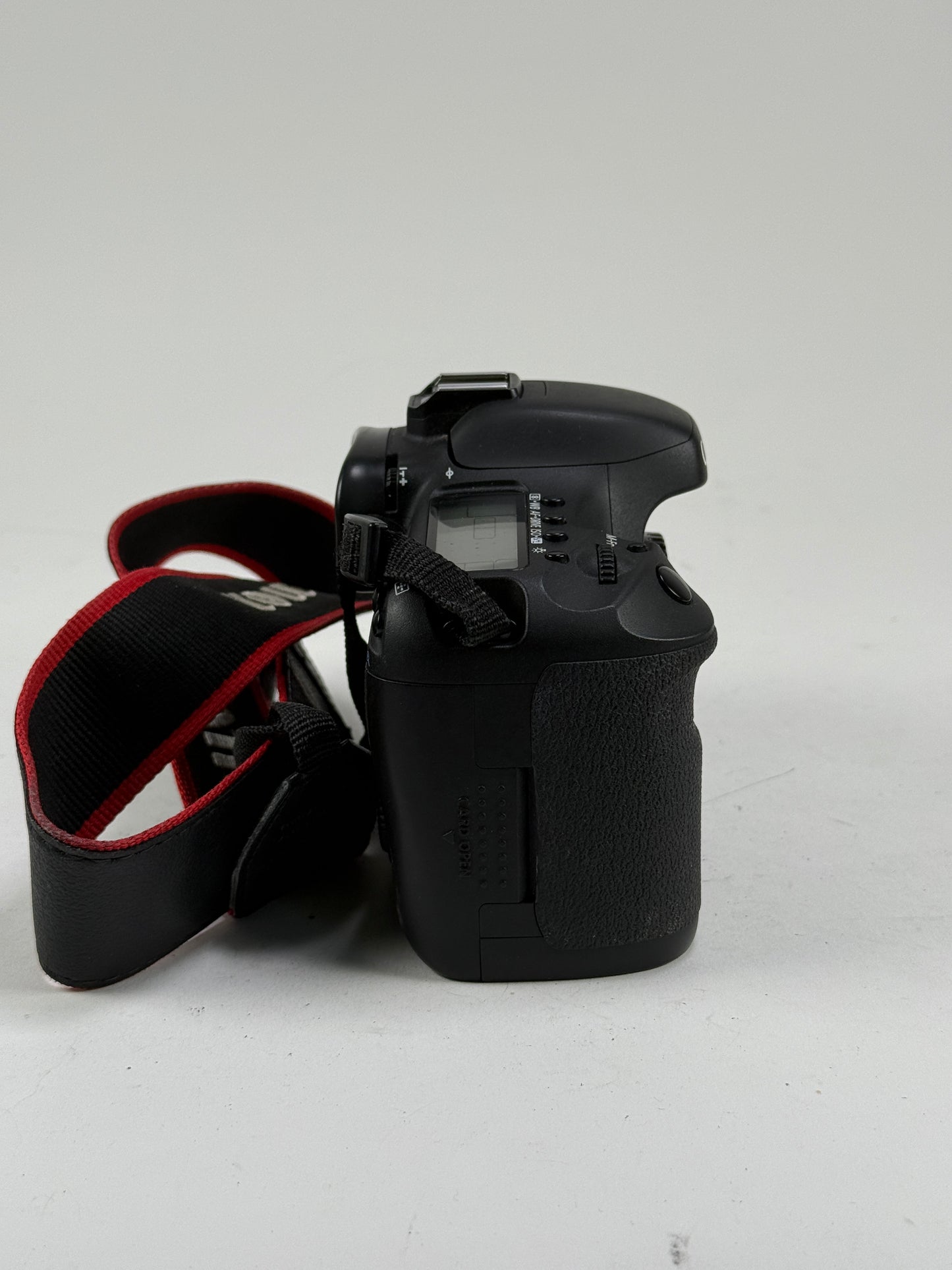 Canon EOS 7D 18MP Digital SLR Camera Body