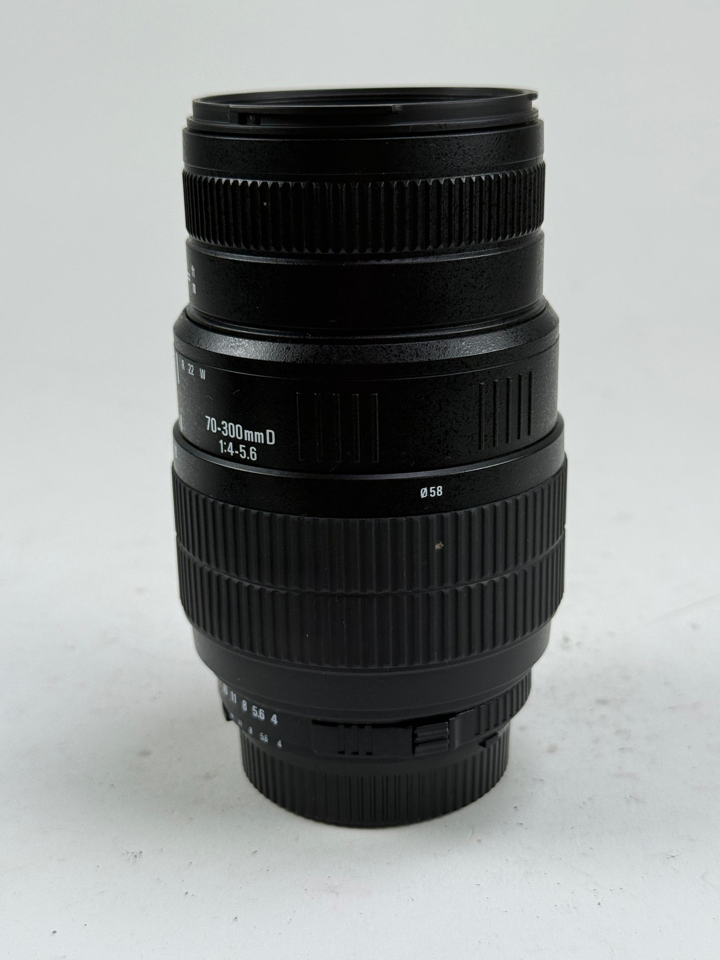 Sigma AF 70-300mm F4-5.6 D APO Macro Lens Nikon