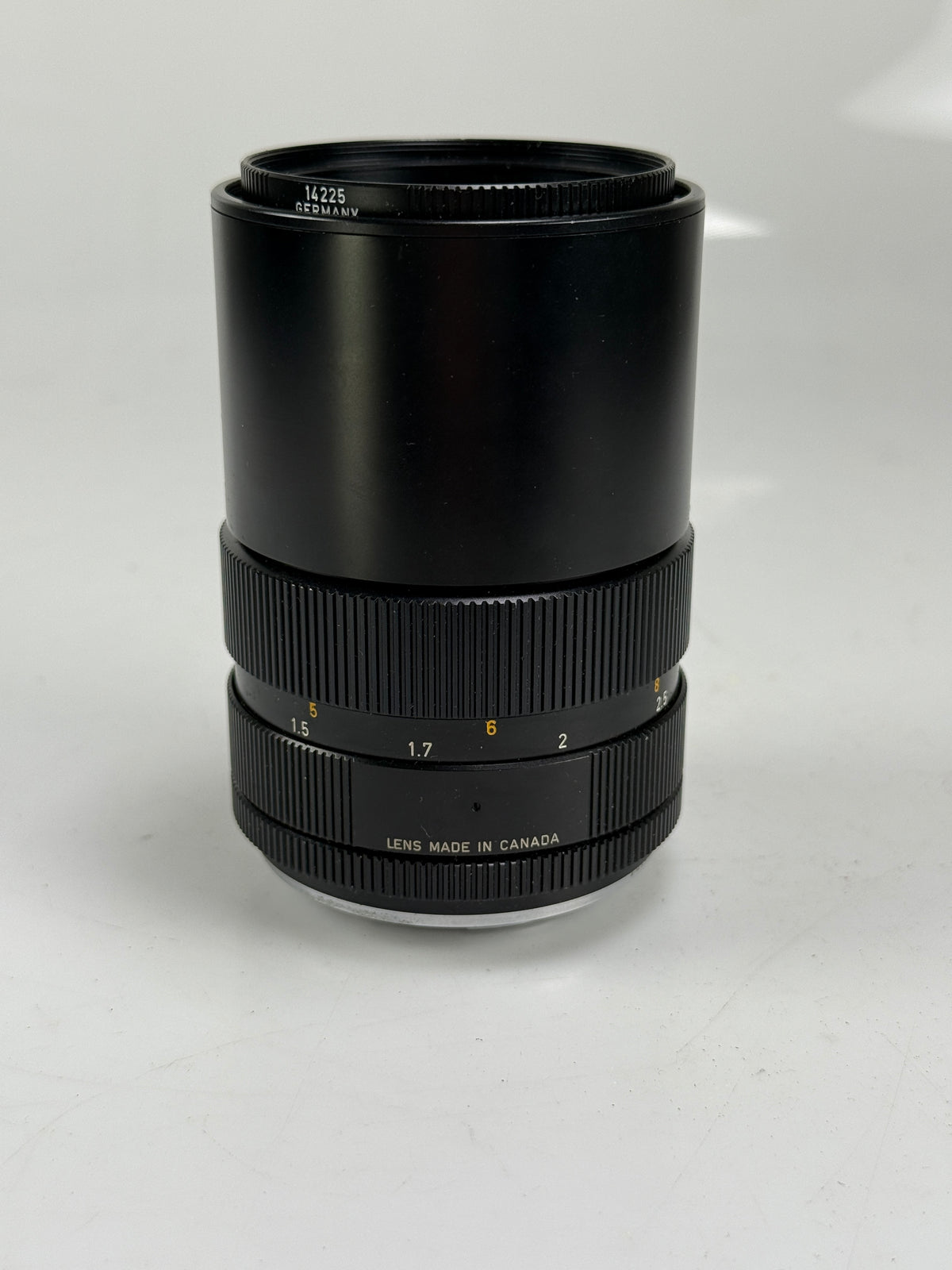 Leica Elmarit-R 135mm F2.8 Canada Telephoto