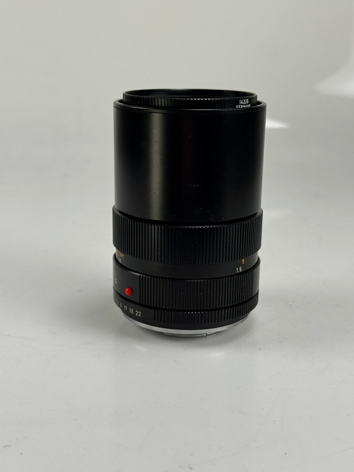 Leica Elmarit-R 135mm F2.8 Canada Telephoto
