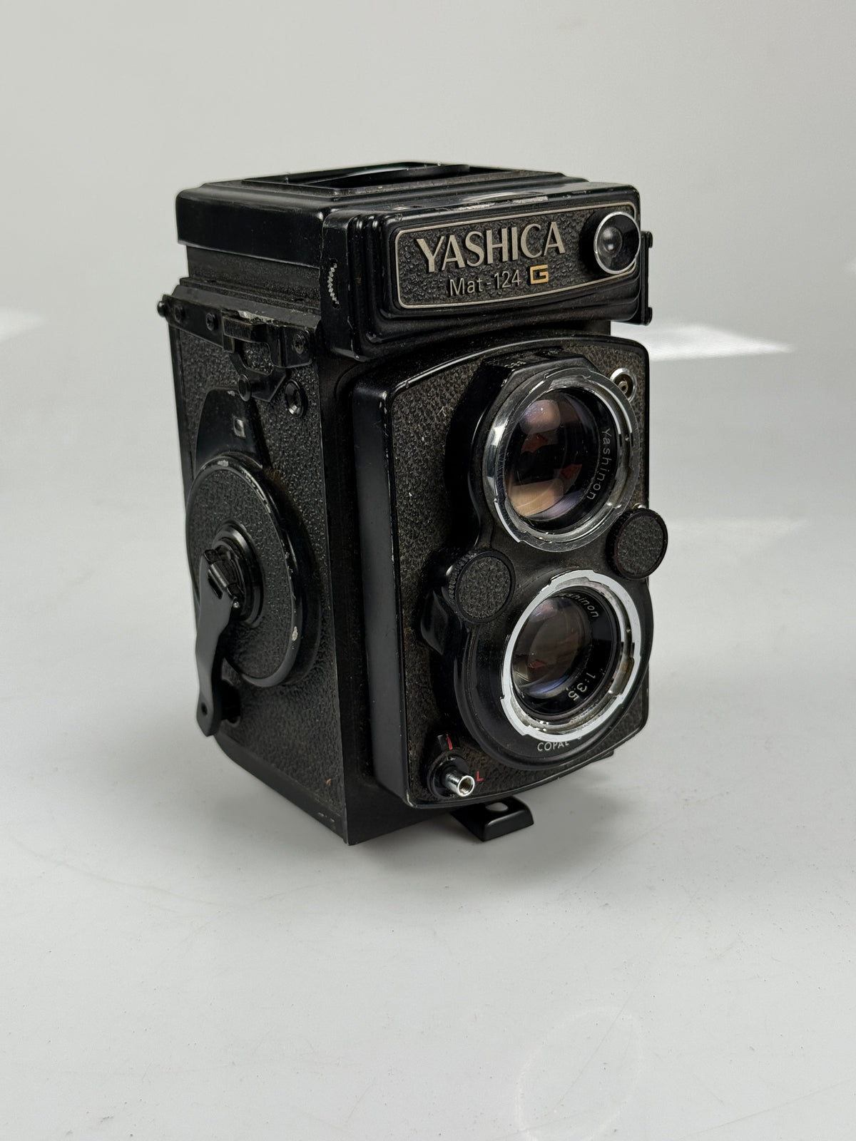 Yashica Mat 124G Medium Format 6x6 TLR Camera