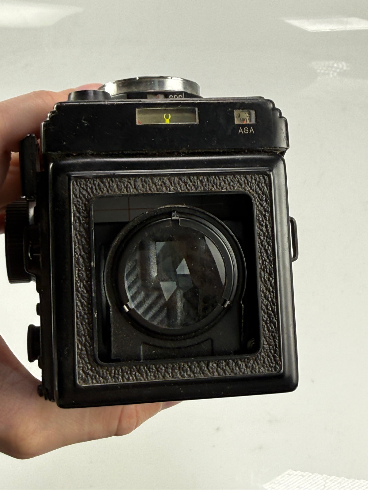 Yashica Mat 124G Medium Format 6x6 TLR Camera