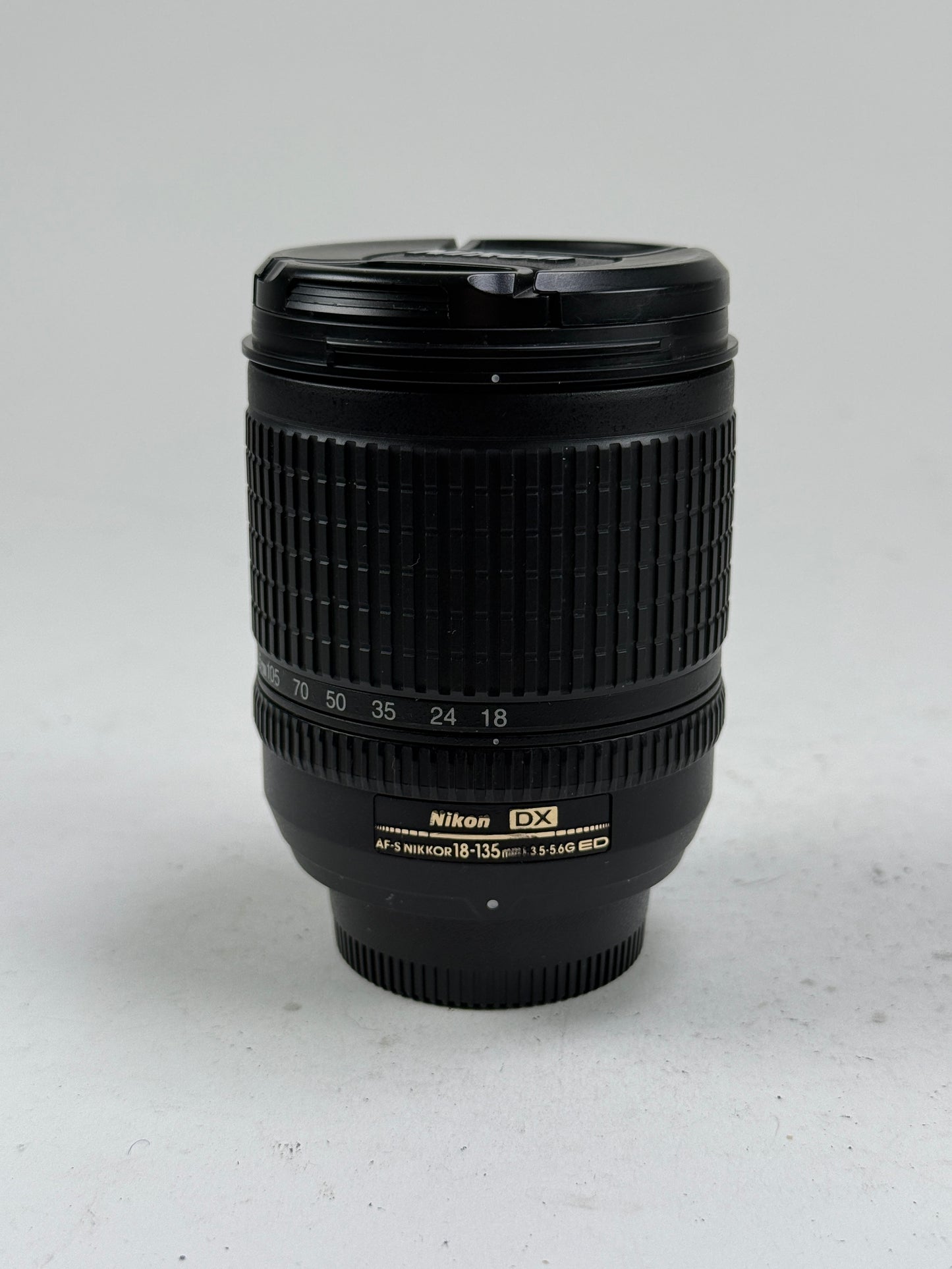 Nikon AF-S DX Nikkor 18-135mm 3.5-5.6 G ED IF AF Lens for APS-C Sensor DSLR