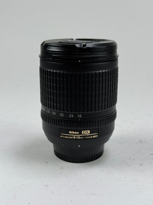 Nikon AF-S DX Nikkor 18-135mm 3.5-5.6 G ED IF AF Lens for APS-C Sensor DSLR