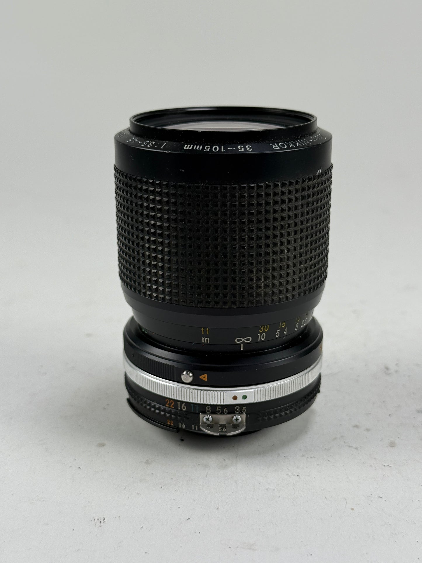 Nikon Zoom Nikkor Ais 35-105mm f3.5-4.5 MF Lens